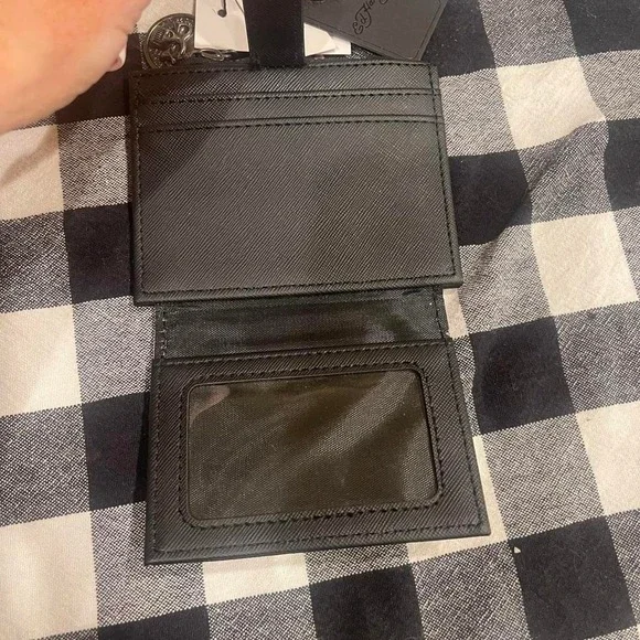 Pink ed hardy small wallet - Picture 2 of 3